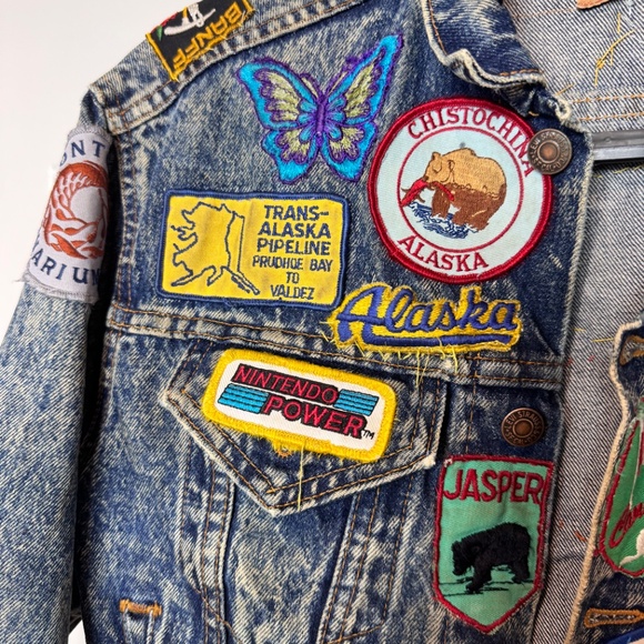 Vintage Boys Jean Denim Jacket with Patches, Levi's. Size Small - Picture 7 of 14